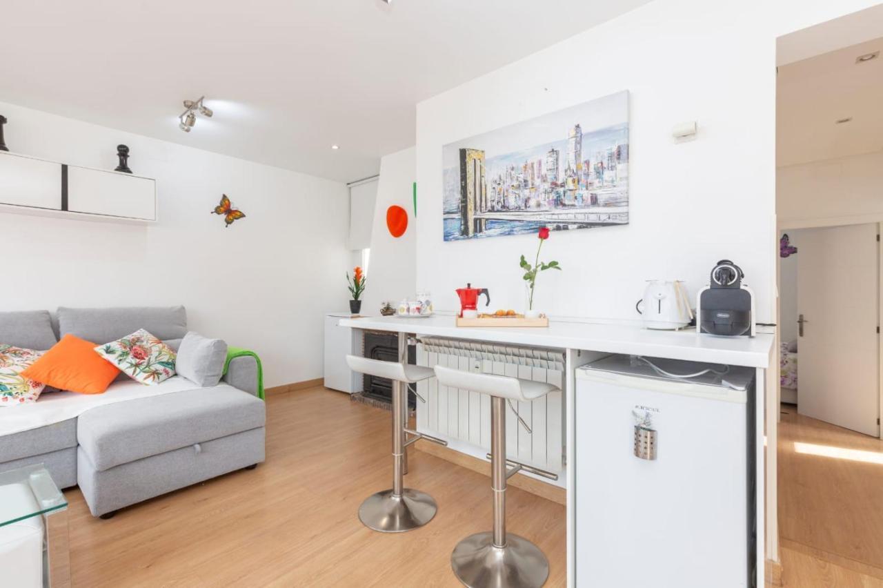 Apartamento Atico Las Letras - Alojamiento De Temporada Madrid Esterno foto