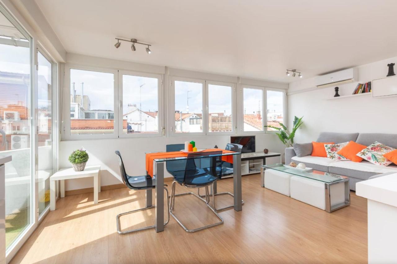 Apartamento Atico Las Letras - Alojamiento De Temporada Madrid Esterno foto