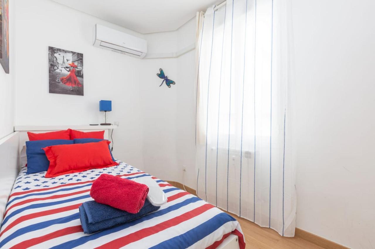 Apartamento Atico Las Letras - Alojamiento De Temporada Madrid Esterno foto